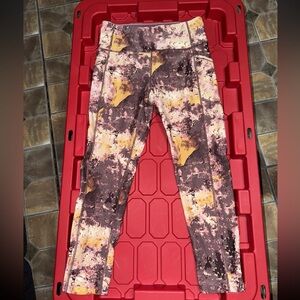 Calvin Klein Performance Wick Multicolor Ankle Leggings; Size Medium